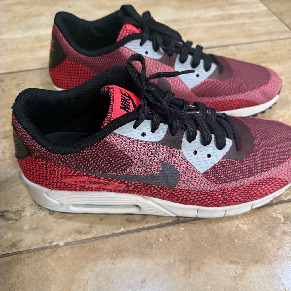 Nike Air Max Red and Black Running Shoes